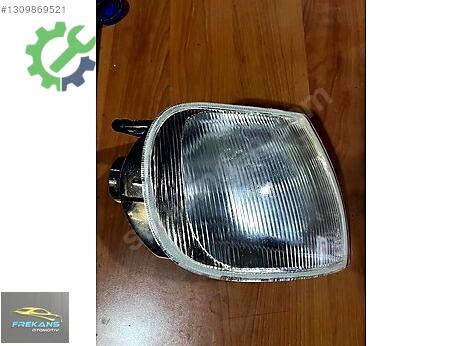 Volkswagen Polo Sinyal çıkma parça