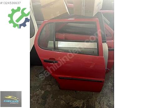 Volkswagen Polo Sağ Arka Kapı çıkma parça