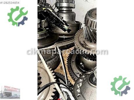 Nissan Primera Transfer Kutusu (4x4) çıkma parça