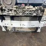 R2X6 V109A26 Ön Tampon Demırı YENİ COURİER