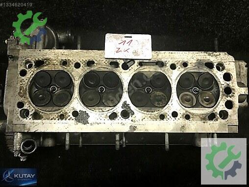 Opel Corsa Silindir Kapak R90400186 çıkma parça