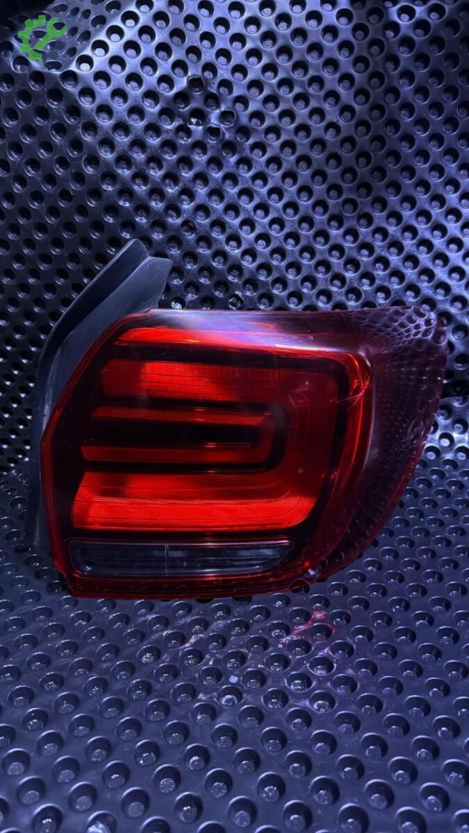 Renault Symbol Sağ Stop çıkma parça