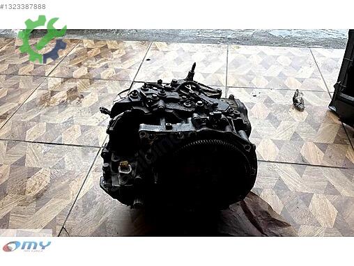 Renault Clio Şanzıman Komple çıkma parça
