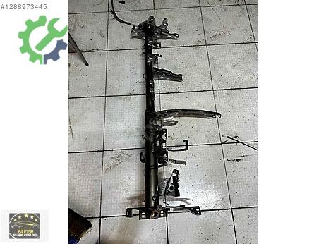 Renault Clio Torpido çıkma parça