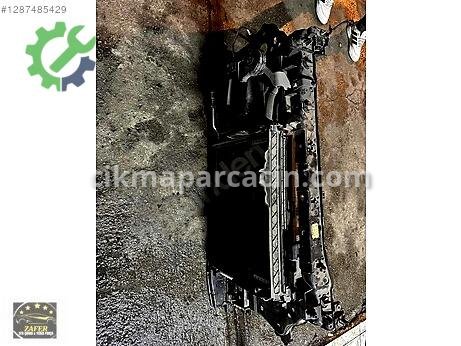 Renault Clio Radyatör çıkma parça