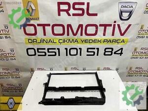 RENAULT CLİO 5 RADYATÖR ÇERÇEVESİ SIFIR ORJİNAL 215590582R