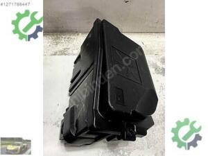 RENAULT CLİO 5 SİGORTA SİGORTA KUTUSU SIFIR ORJİNAL