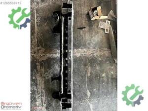 RENAULT CLİO V 5 ARKA TAMPON TAKVİYESİ DARBE EMİCİ 850904000R