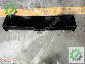 RENAULT Clio 4 arka bagaj Kilit etek kaplaması 849208546R