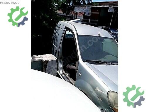 Renault Kangoo Arka Travers çıkma parça