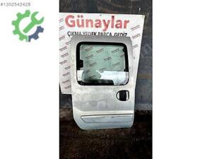 RENAULT KANGOO SAĞ ARKA KAPI