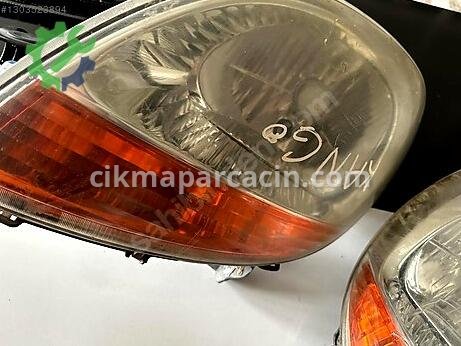 Renault Kangoo Sağ Ön Far çıkma parça