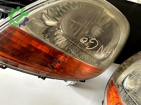 Renault Kangoo Sağ Ön Far çıkma parça