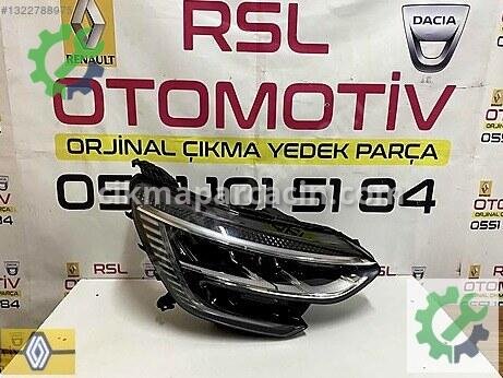 Renault Megane Sağ Ön Far çıkma parça