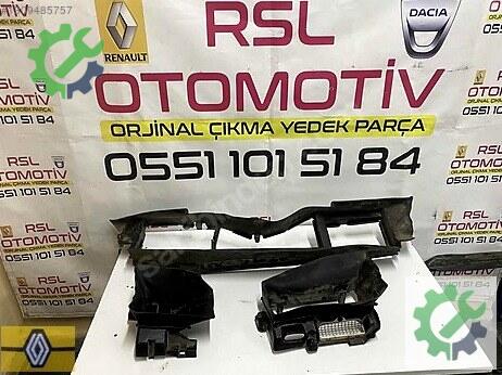 Renault Megane Havalandırma Izgarası çıkma parça