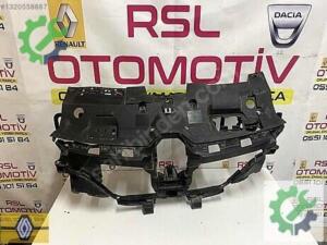 RENAULT MEGANE 4 ÖN PANJUR İÇ MASKE ORJİNAL