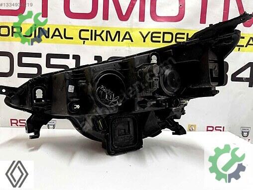Renault Megane Sağ Ön Far çıkma parça