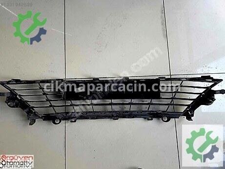 Renault Megane Ön Panjur çıkma parça
