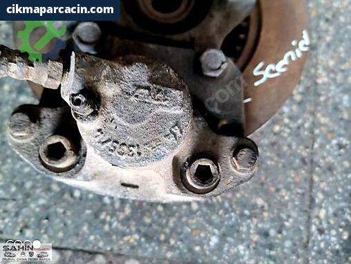 Renault Scenic Sağ Ön Taşıyıcı STK3249 çıkma parça
