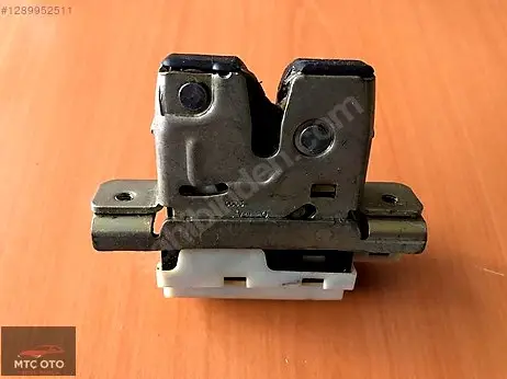 Renault Scenic Bagaj Kilidi çıkma parça