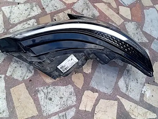 Renault Taliant Sağ Ön Far çıkma parça