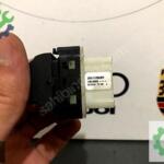 RENAULT TRAFİC SOL ÖN CAM DÜĞMESİ ORJİNAL