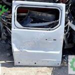 RENAULT TRAFİC SÜRGÜLÜ KAPI ORJİNAL