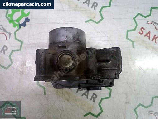 Renault Clio Gaz Kelebeği 8200568712 çıkma parça