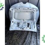 Renault Clio 4 bagaj kapağı siteyjin