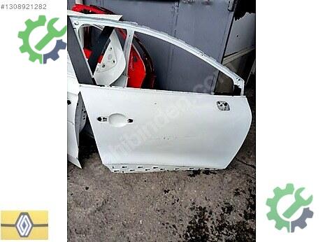 Renault Clio Sağ Ön Kapı çıkma parça