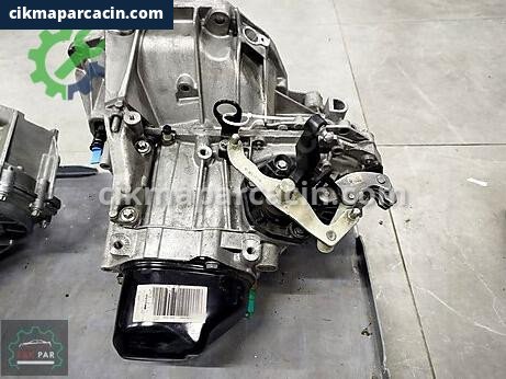 Renault Clio Şanzıman Komple çıkma parça