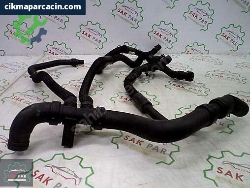 Renault Clio Radyatör 215037444R çıkma parça