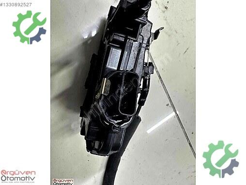Renault Clio Sağ Ön Kapı Kilidi 805029595R çıkma parça