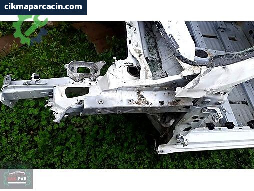 Renault Clio Kupa çıkma parça