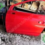 Renault Clio 5 sol ön kapı