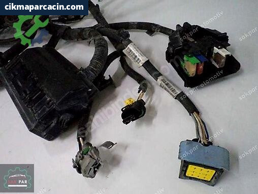 Renault Kadjar Elektrik Tesisatı 240112015R çıkma parça