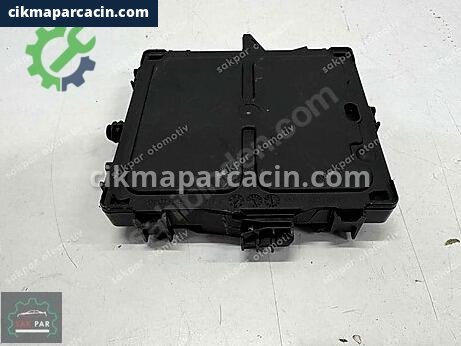 Renault Megane Beyni çıkma parça