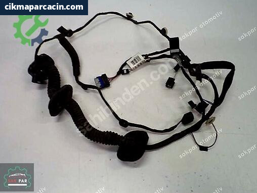Renault Megane Sağ Ön Kapı 241257828R çıkma parça