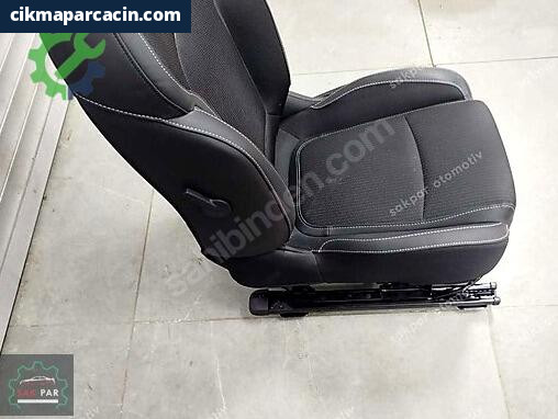 Renault Megane Ön Koltuk 870691225R çıkma parça
