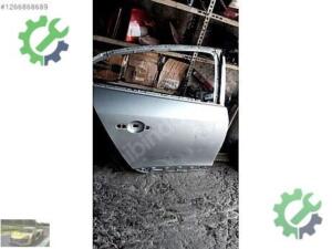 Renault fuluance sağ arka kapı