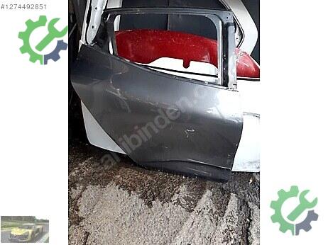 Renault Clio Sağ Arka Kapı çıkma parça