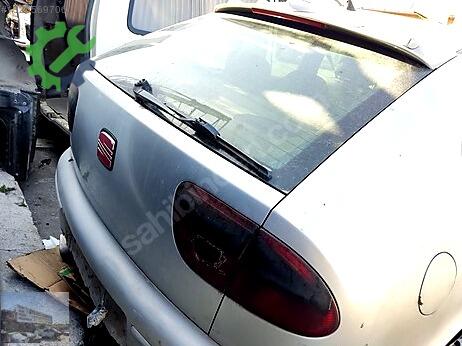 Seat Leon Sağ Arka Stop çıkma parça
