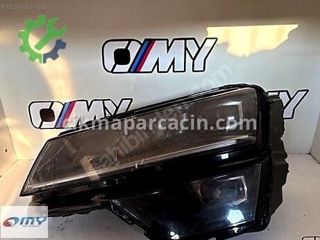 Skoda Karoq Sol Ön Far çıkma parça