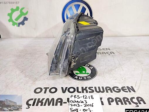 Skoda Octavia Sağ Ön Far çıkma parça