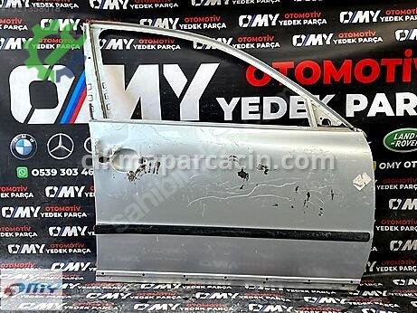 Skoda Octavia Sağ Ön Kapı çıkma parça