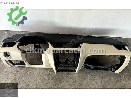 Volkswagen Golf Torpido çıkma parça