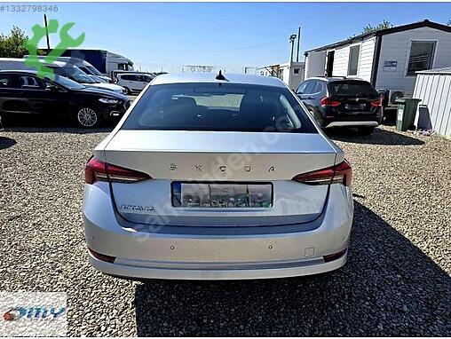 Skoda Octavia Bakalit çıkma parça