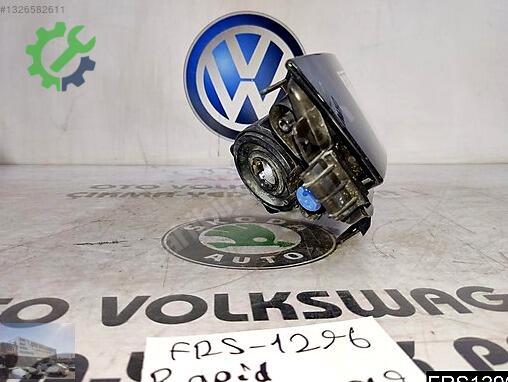 Skoda Rapid Sağ Sis Farı çıkma parça