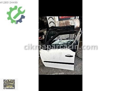 Skoda Roomster Sol Ön Kapı çıkma parça