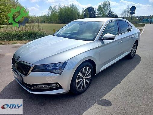 Skoda Superb Bakalit çıkma parça